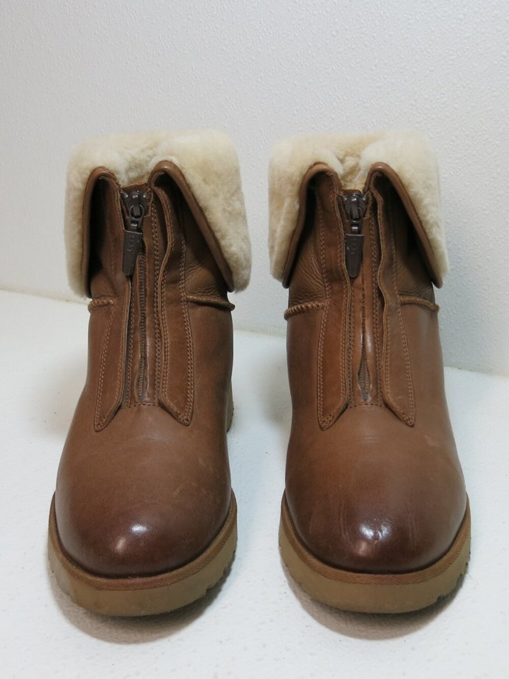 UGG Caleigh Wedge Leather Shearling Zip Fold Over Boots Australia Boot Shoes 11 - Picture 5 of 7